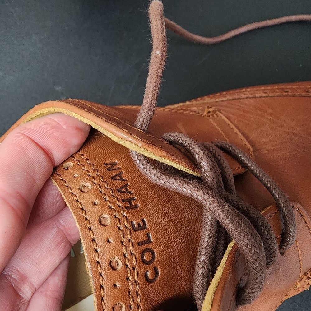 Cole Haan OriginalGrand Men’s Leather Wingtip Oxford Shoe [Woodbury/Ivory] - 10 - Picture 9 of 13